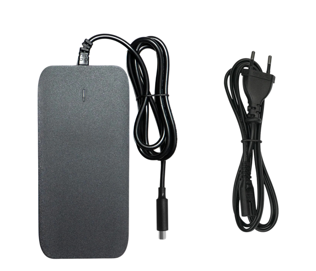 Original ENGWE oplader med strømkabel – kompatibel med Engine Pro, EP-2 Boost, EP-2 Pro, Engine X, M20 og L20.